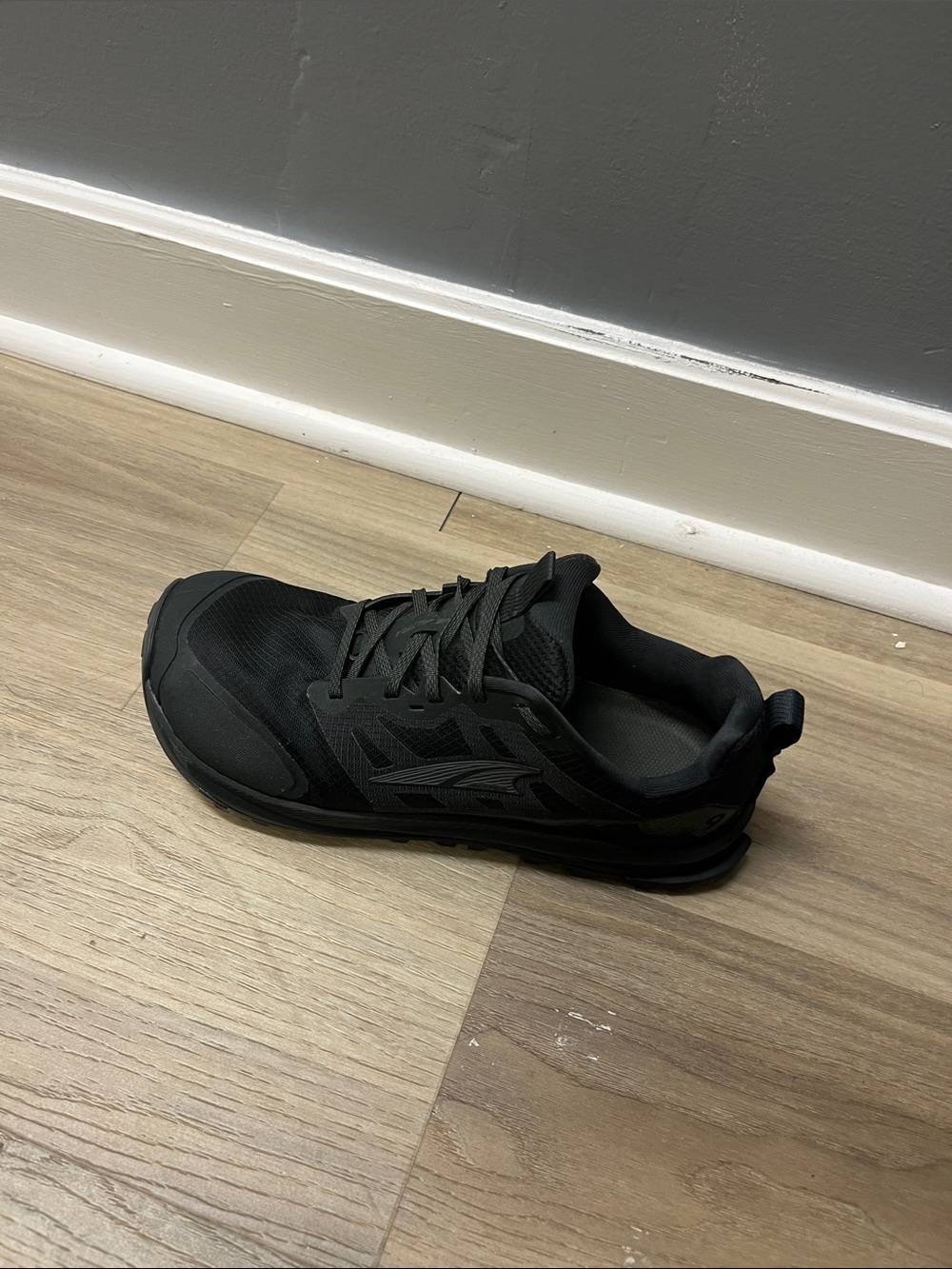 Altra Men's All-Black Lone Peak 9 wide